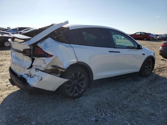Obraz 3 z 2022 TESLA MODEL X  2022 z VIN 7SAXCBE5XNF328916