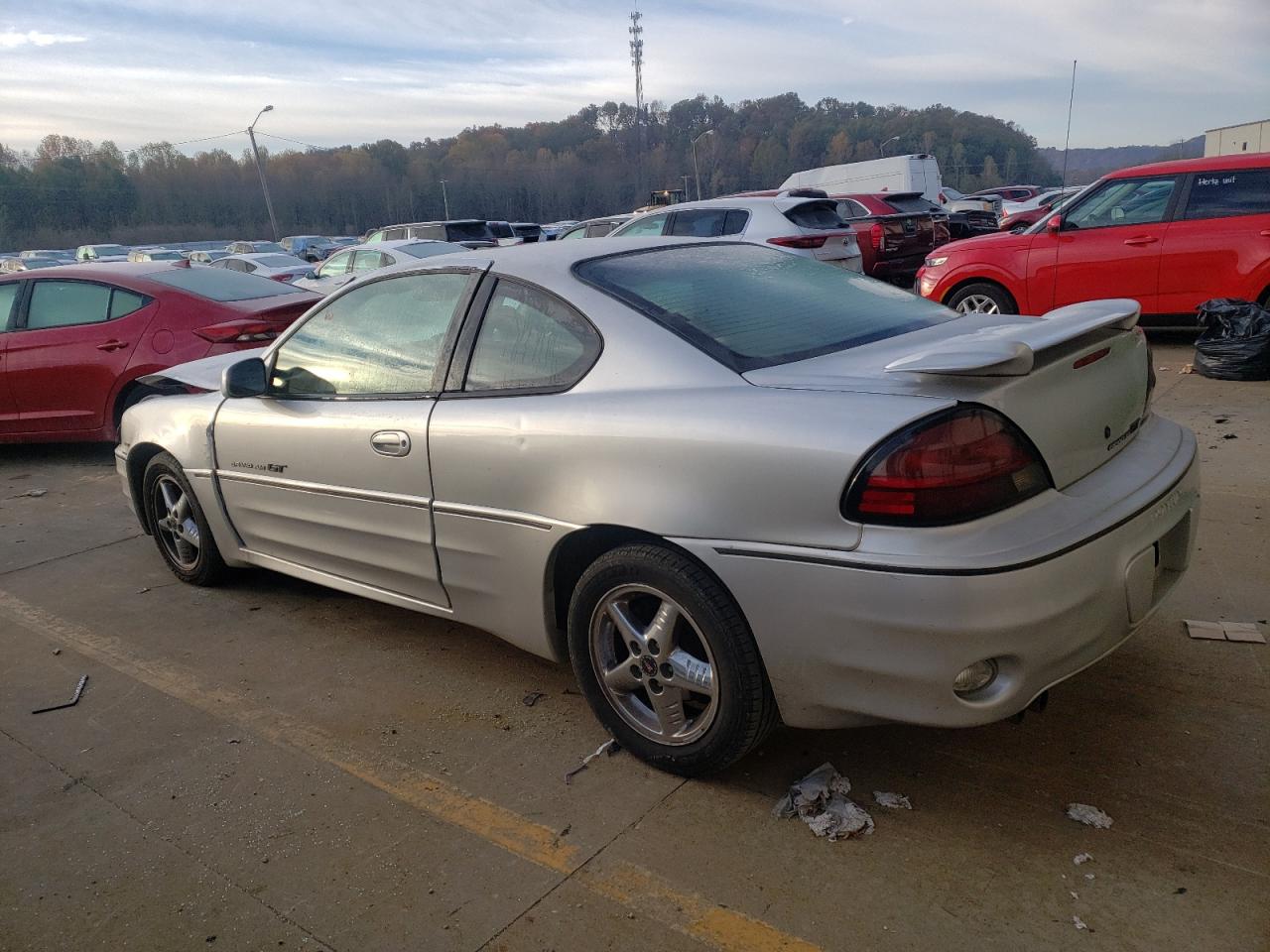 Изображение 2 2002 PONTIAC GRAND AM GT 2002 с VIN 1G2NW12E12C185085
