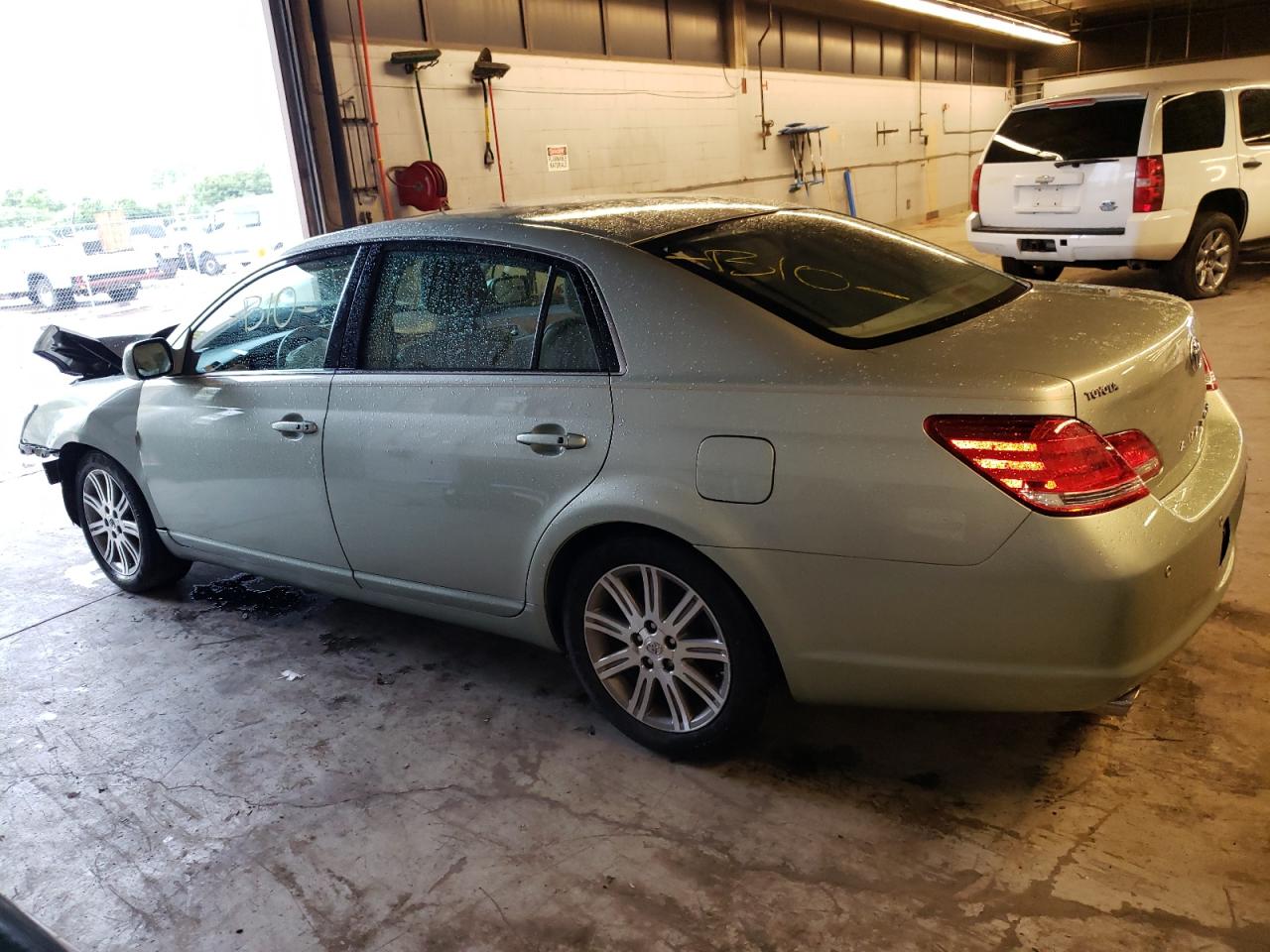 Image 2 of 2007 TOYOTA AVALON XL 2007 with VIN 4T1BK36B77U220554