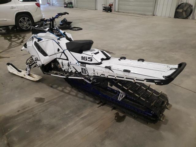 Obraz 3 z 2019 SKI DOO SUMMIT 2019 z VIN 2BPSCFKF4KV000023