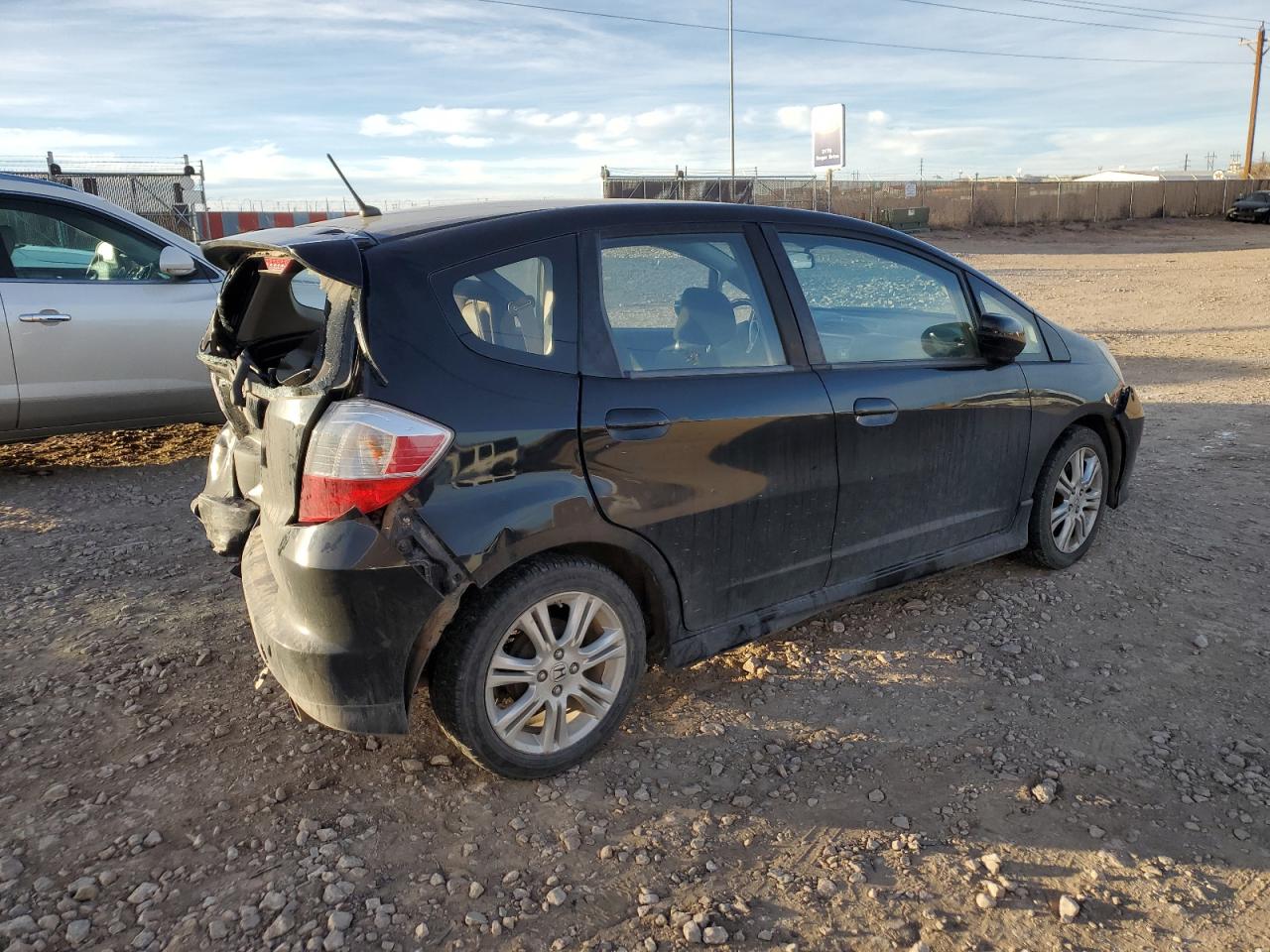 Изображение 3 2011 HONDA FIT SPORT 2011 с VIN JHMGE8H52BC024718