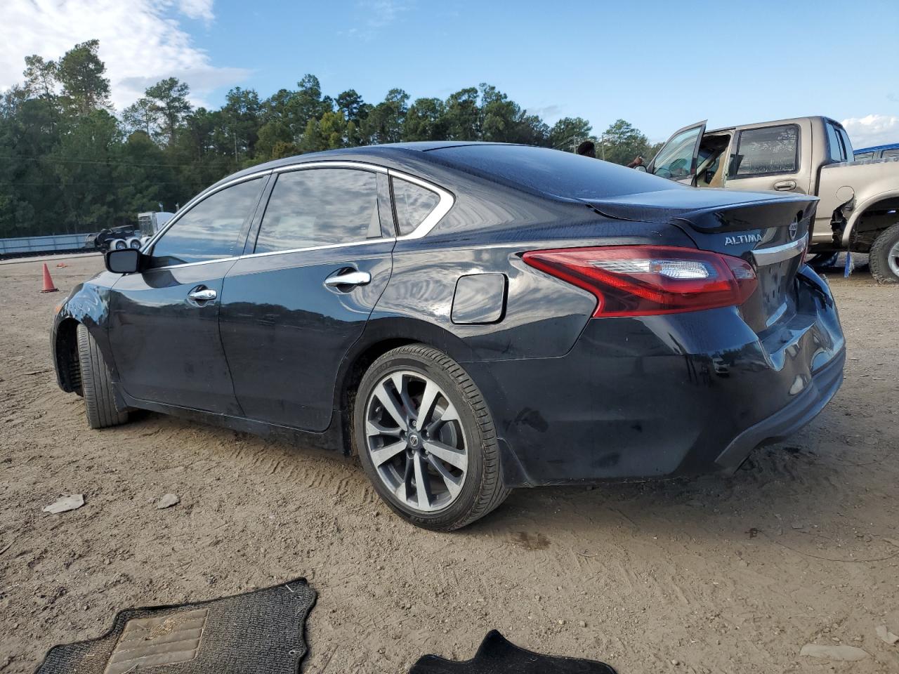 Изображение 2 2017 NISSAN ALTIMA 2.5 2017 с VIN 1N4AL3AP4HN318832