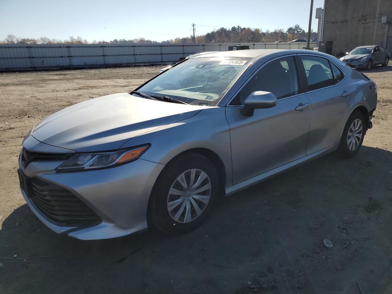 Изображение 1 2019 TOYOTA CAMRY L 2019 с VIN 4T1B11HK1KU691886
