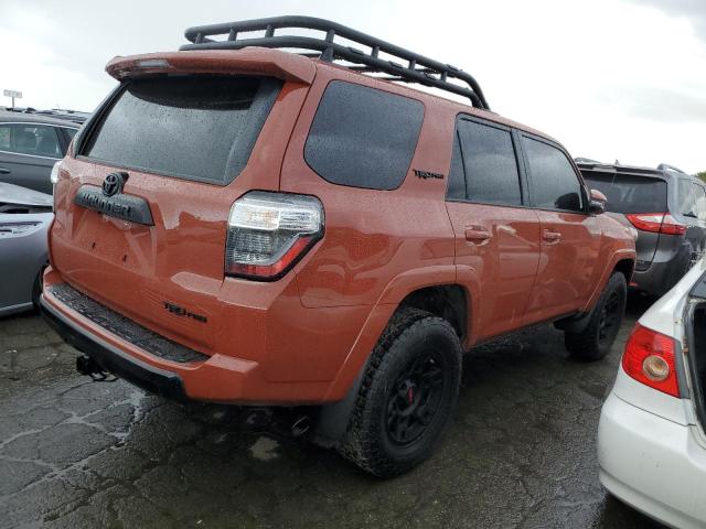 Изображение 3 2024 TOYOTA 4RUNNER SR5 PREMIUM 2024 с VIN JTELU5JR3R6223201