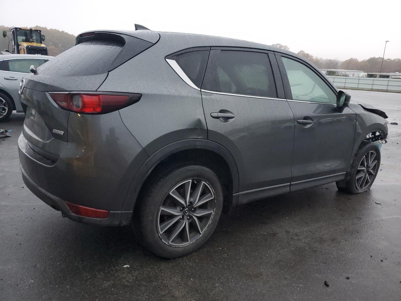Image 3 of 2018 MAZDA CX-5 TOURING 2018 with VIN JM3KFBCMXJ0410167