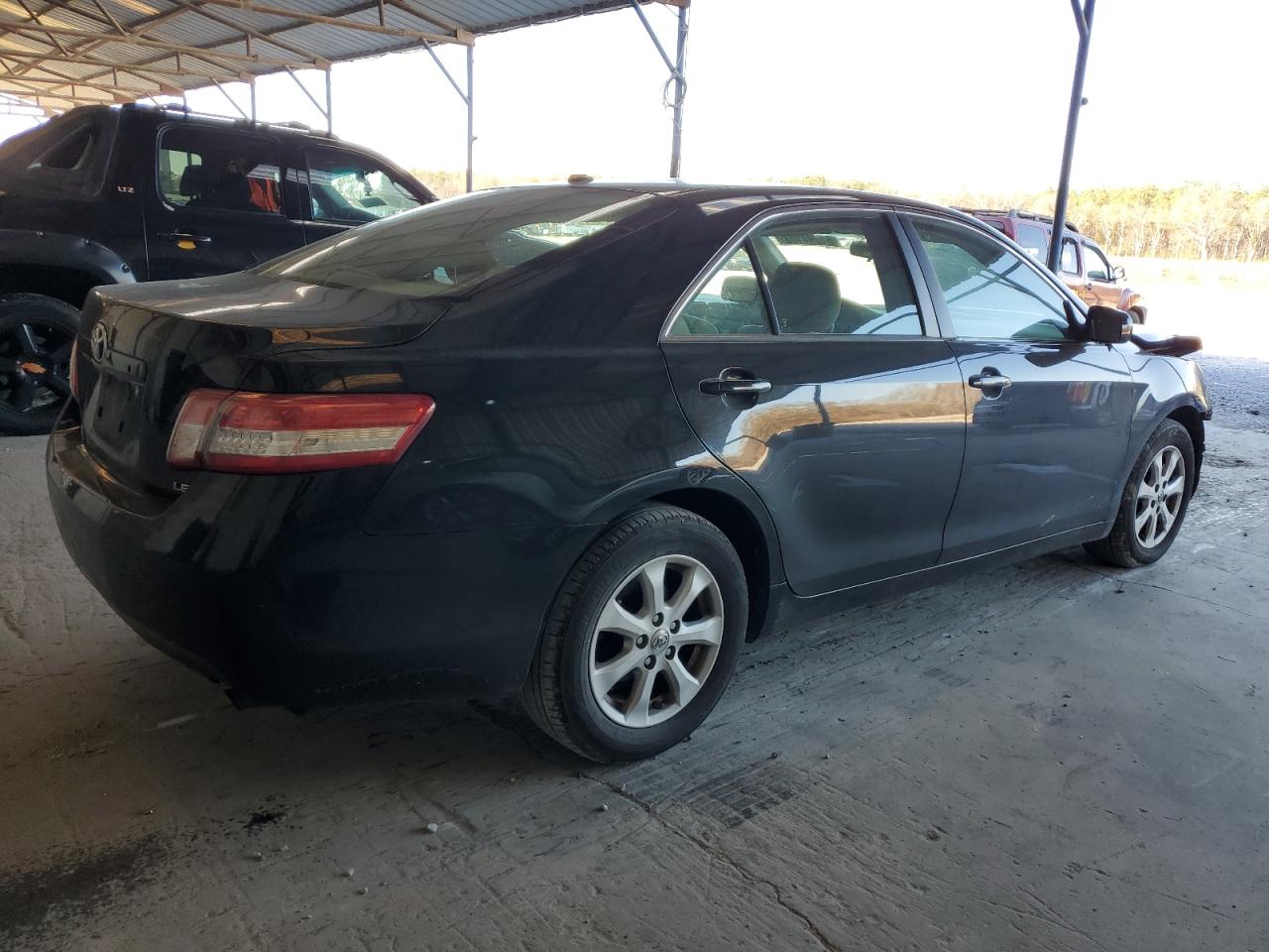 Image 3 of 2011 TOYOTA CAMRY BASE 2011 with VIN 4T1BF3EK3BU157936