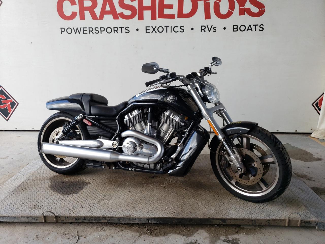 Image 1 of 2015 HARLEY-DAVIDSON VRSCF VROD MUSCLE 2015 with VIN 1HD1HPH16FC800553