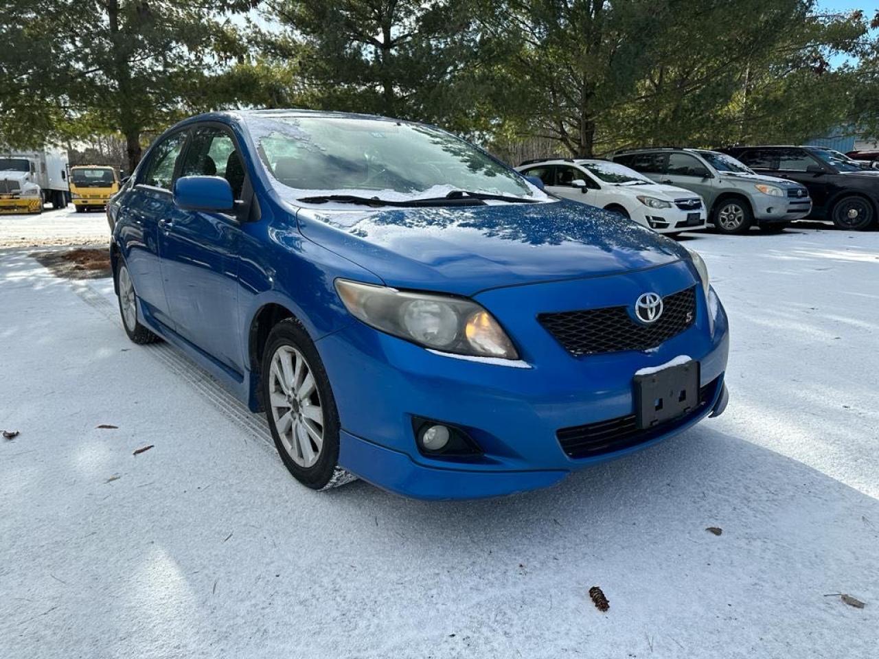 Image 1 of 2010 TOYOTA COROLLA BASE 2010 with VIN 2T1BU4EE5AC467513