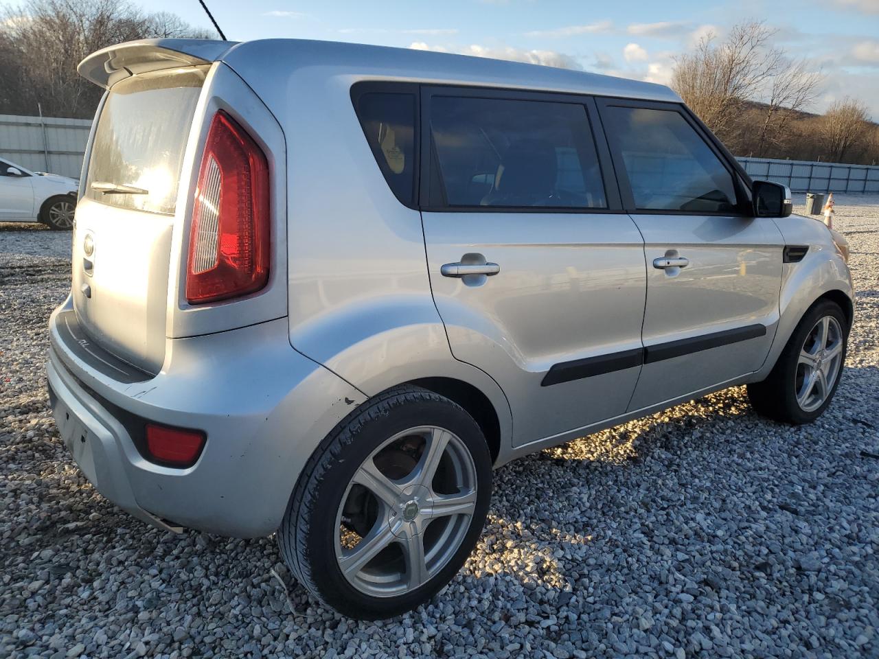 Изображение 3 2013 KIA SOUL + 2013 с VIN KNDJT2A62D7555961