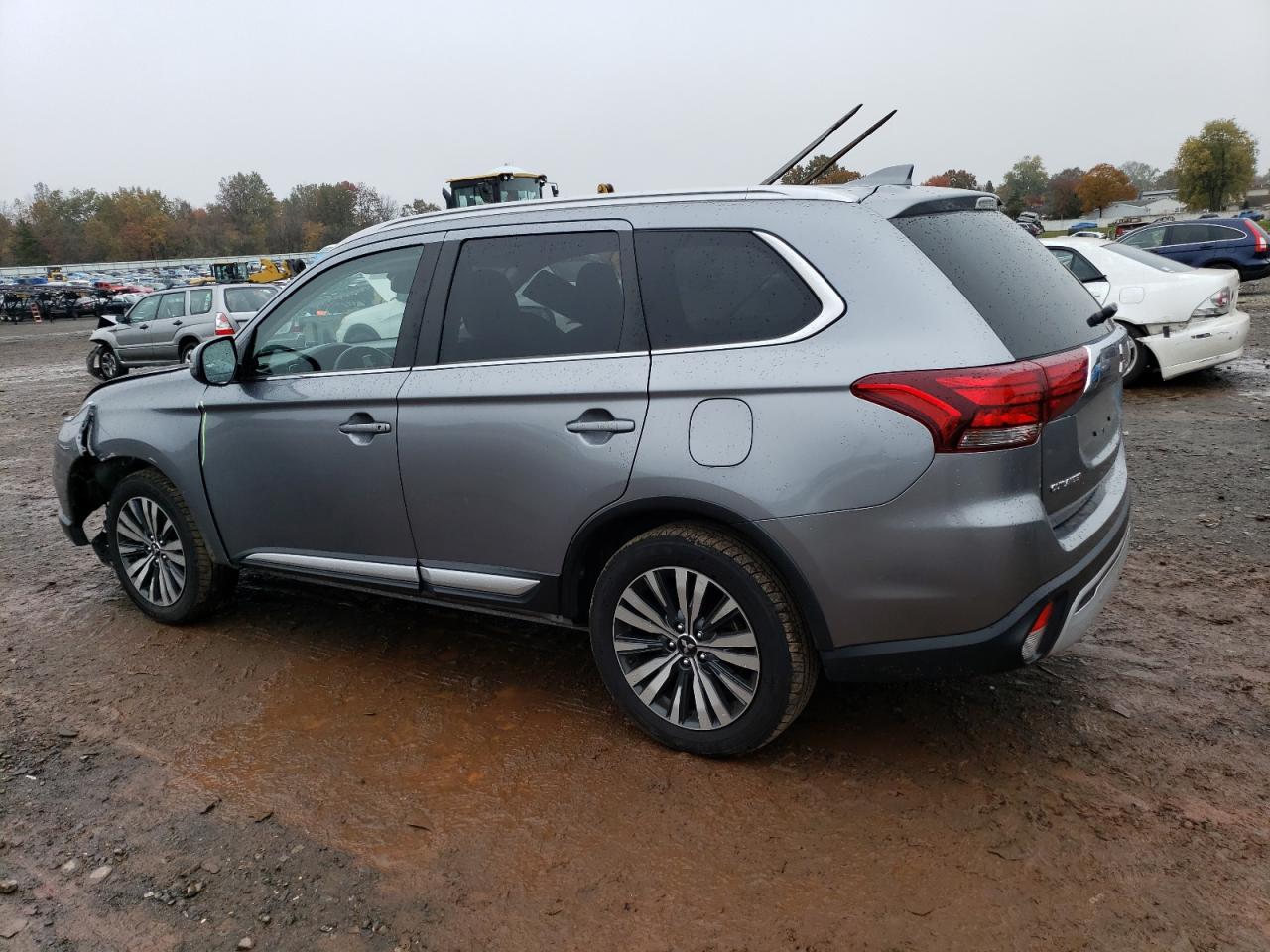 Image 2 of 2020 MITSUBISHI OUTLANDER SE 2020 with VIN JA4AD3A39LZ029655