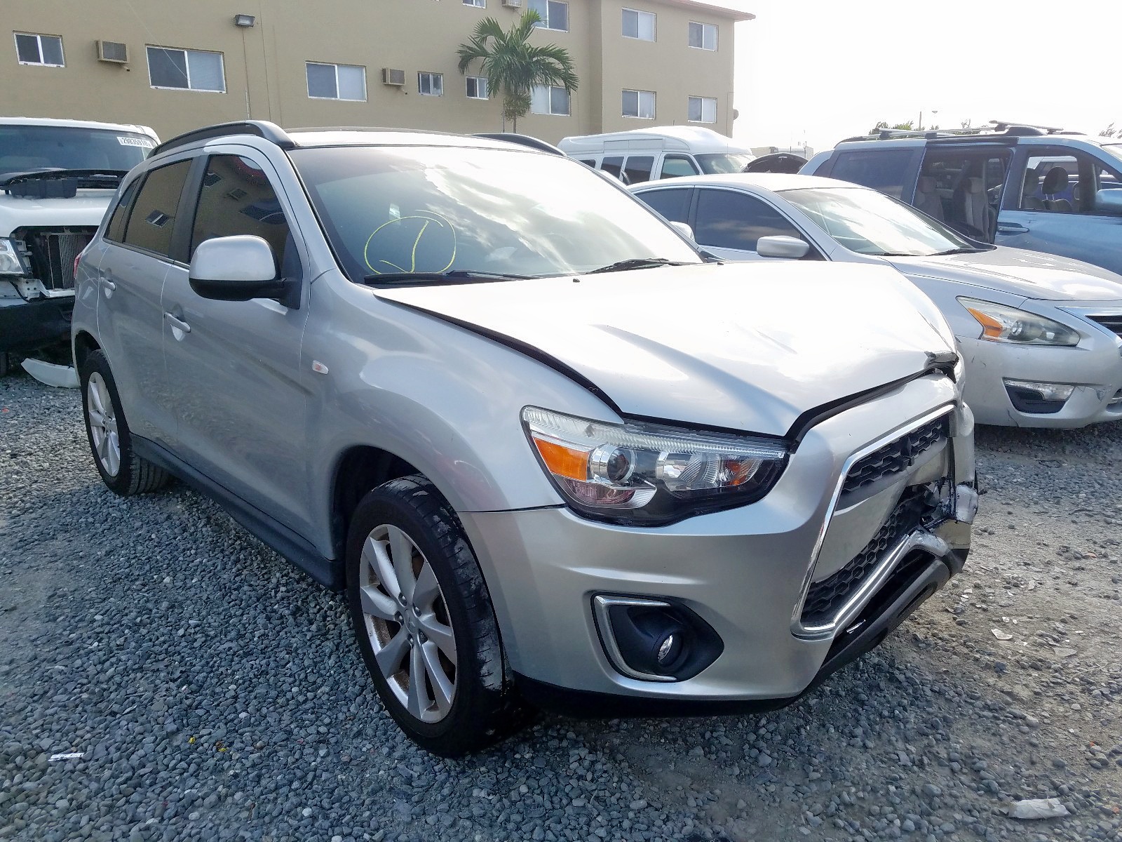 Obraz 2013 MITSUBISHI OUTLANDER SPORT SE 2013