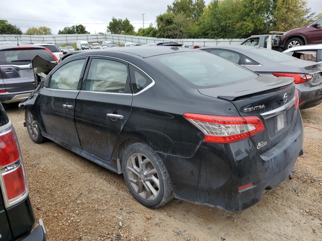 Изображение 2 2015 NISSAN SENTRA S 2015 с VIN 3N1AB7AP1FY312218