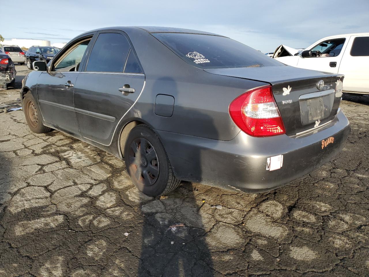 Obraz 2 z 2003 TOYOTA CAMRY LE 2003 z VIN 4T1BE32K03U650725