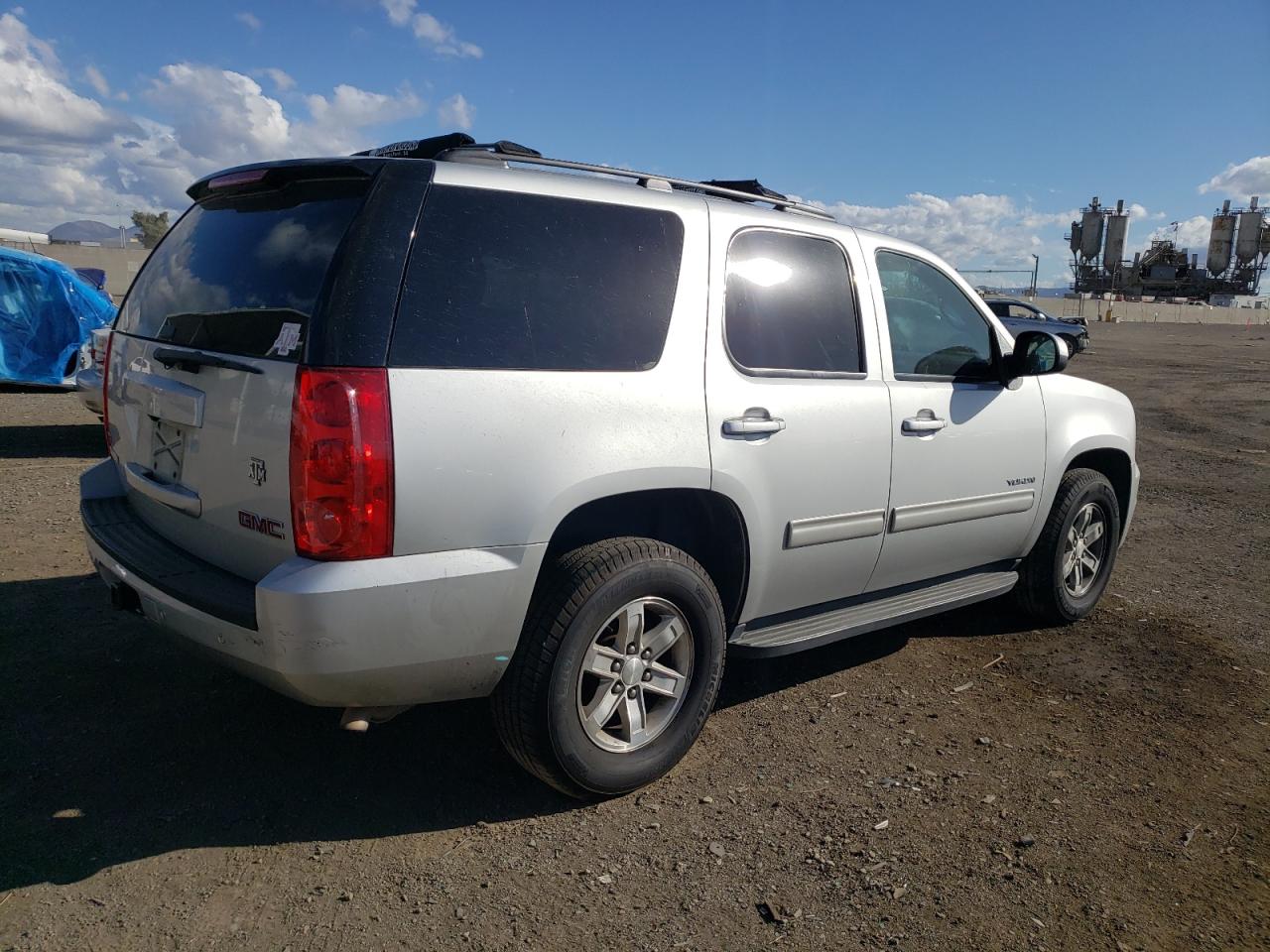 Obraz 3 z 2011 GMC YUKON SLE 2011 z VIN 1GKS1AE04BR219180