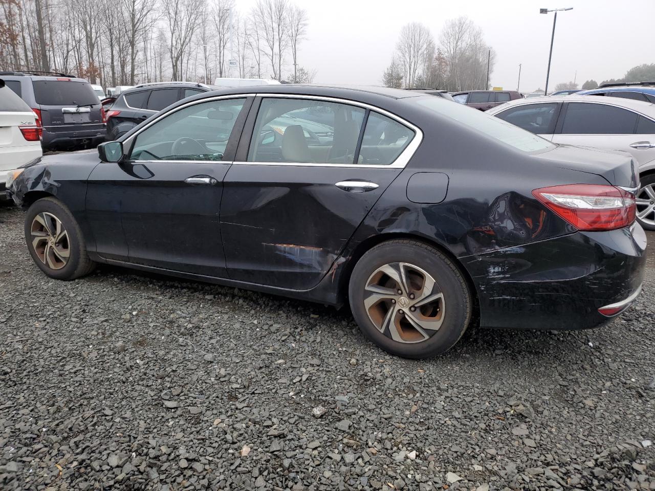 Obraz 2 z 2016 HONDA ACCORD LX 2016 z VIN 1HGCR2F35GA169808