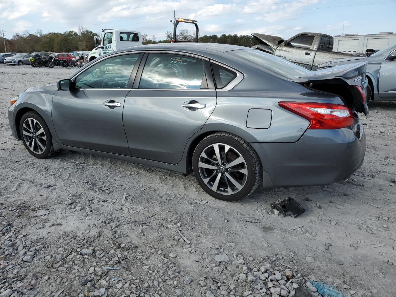 Image 2 of 2016 NISSAN ALTIMA 2.5 2016 with VIN 1N4AL3AP2GC218576