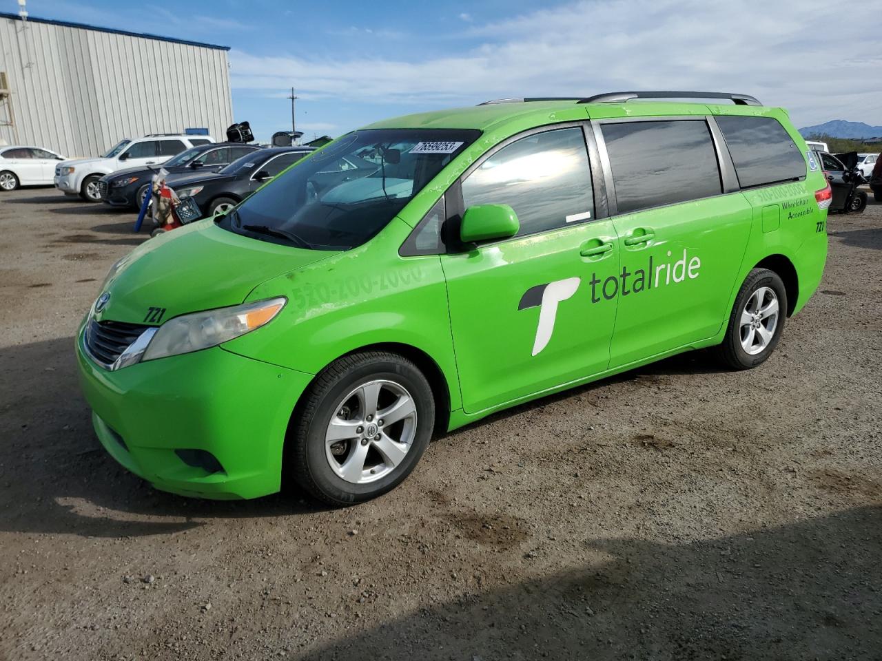 Obraz 2014 TOYOTA SIENNA LE 2014