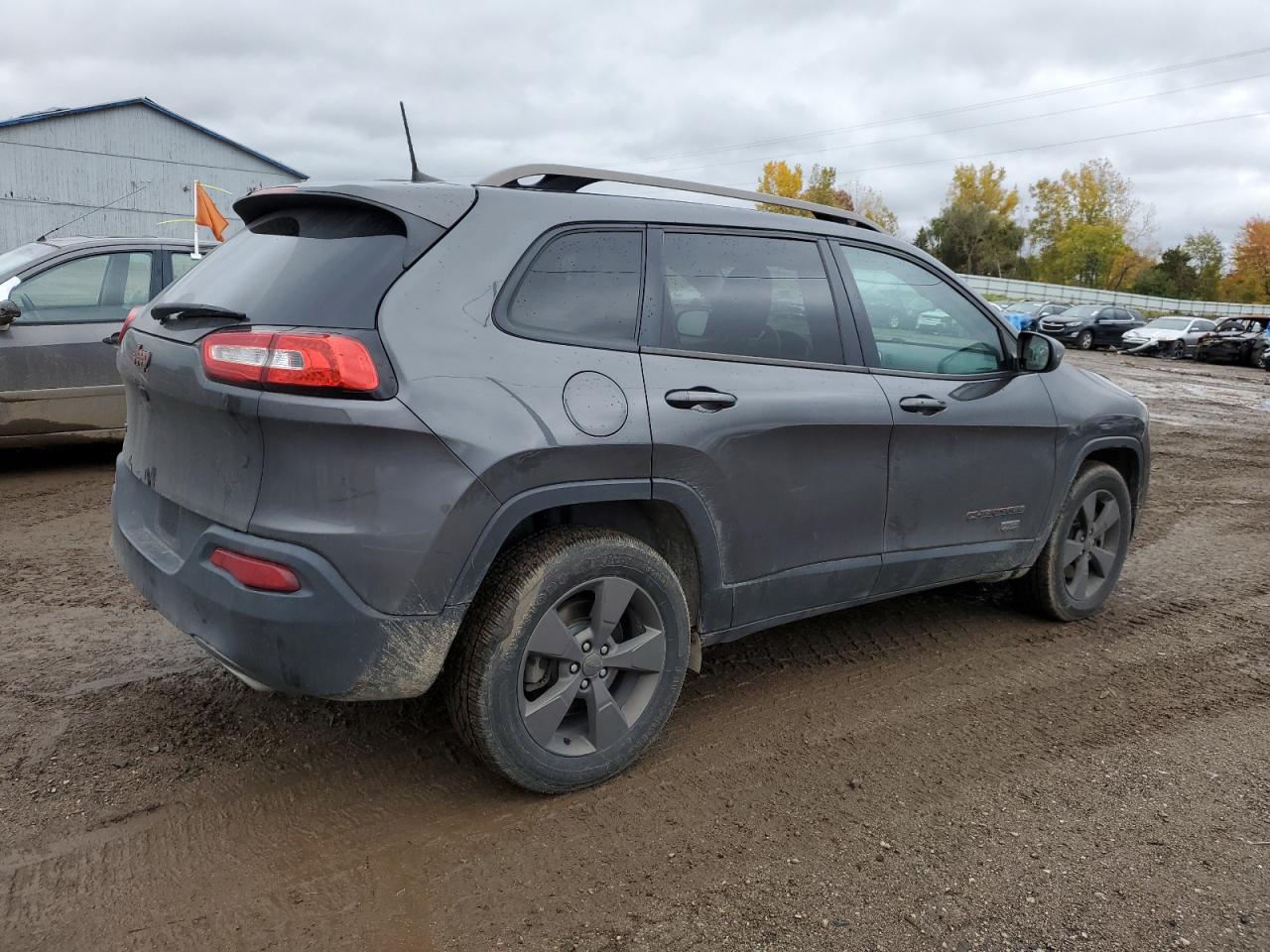 Image 3 of 2016 JEEP CHEROKEE LATITUDE 2016 with VIN 1C4PJMCSXGW276922