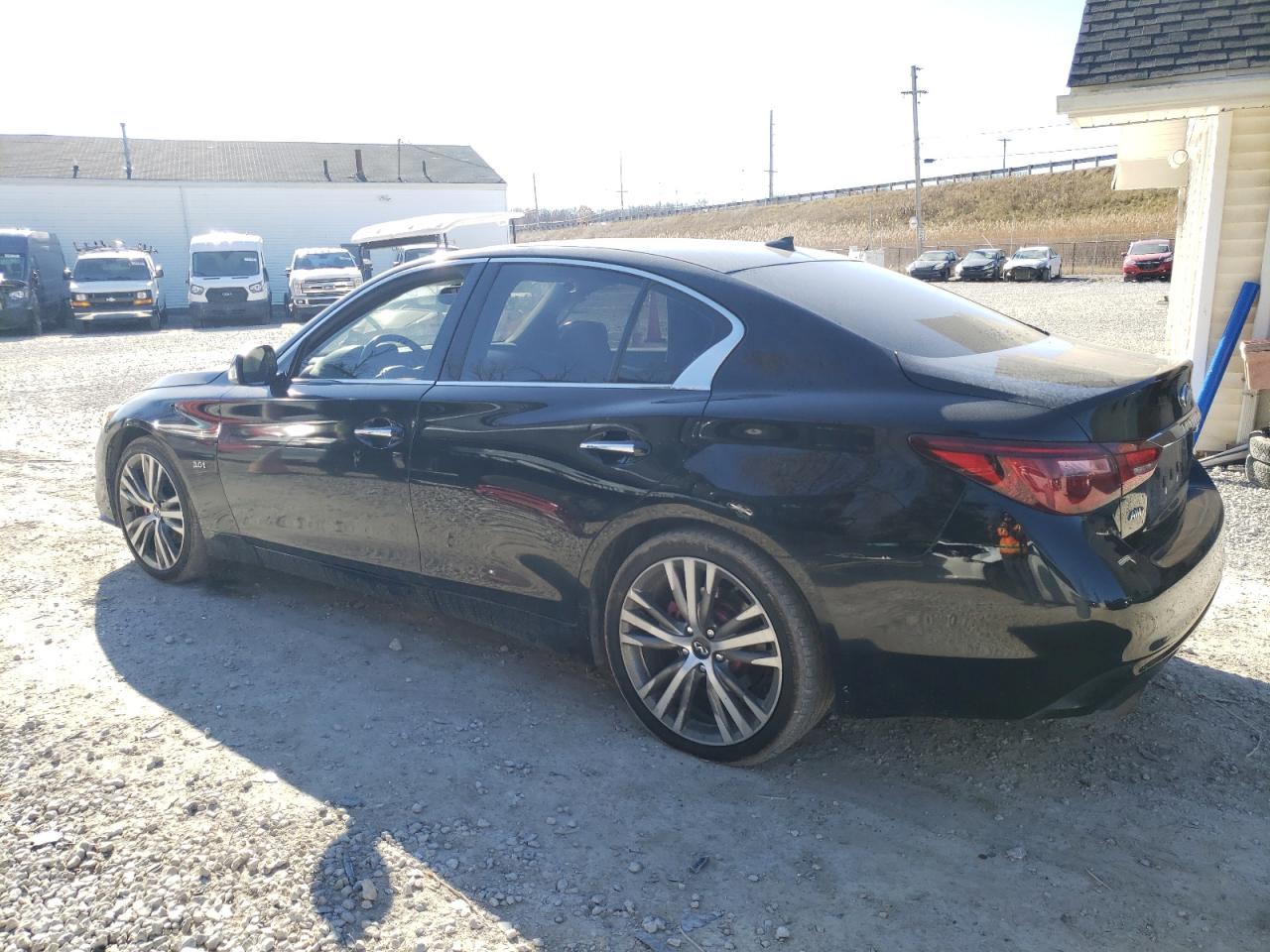 Изображение 2 2018 INFINITI Q50 LUXE 2018 с VIN JN1EV7AR1JM612038