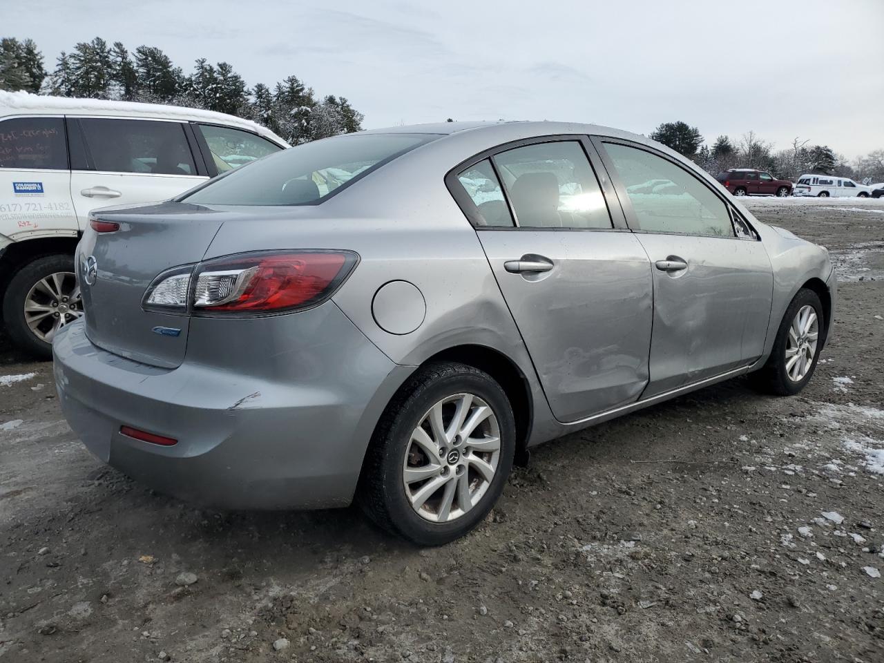 Image 3 of 2013 MAZDA 3 I 2013 with VIN JM1BL1VP9D1821464