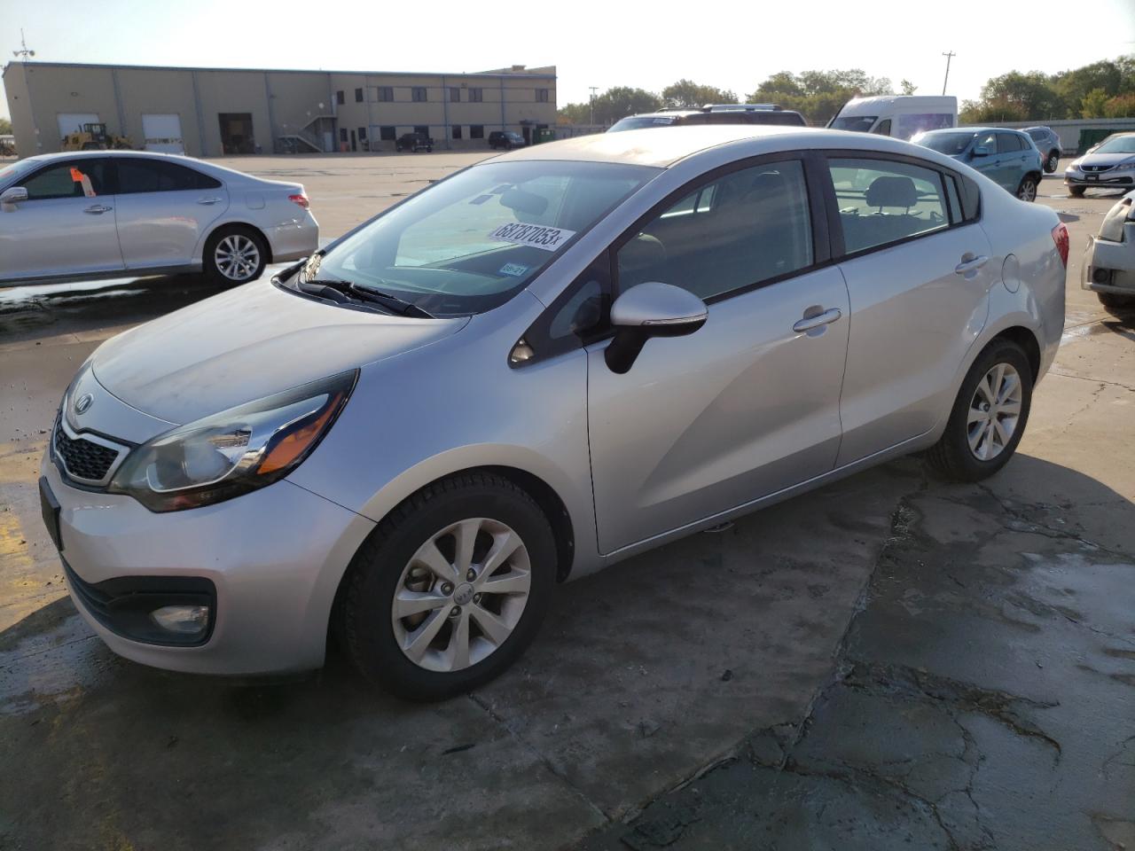 Obraz 1 z 2015 KIA RIO EX 2015 z VIN KNADN4A34F6426148