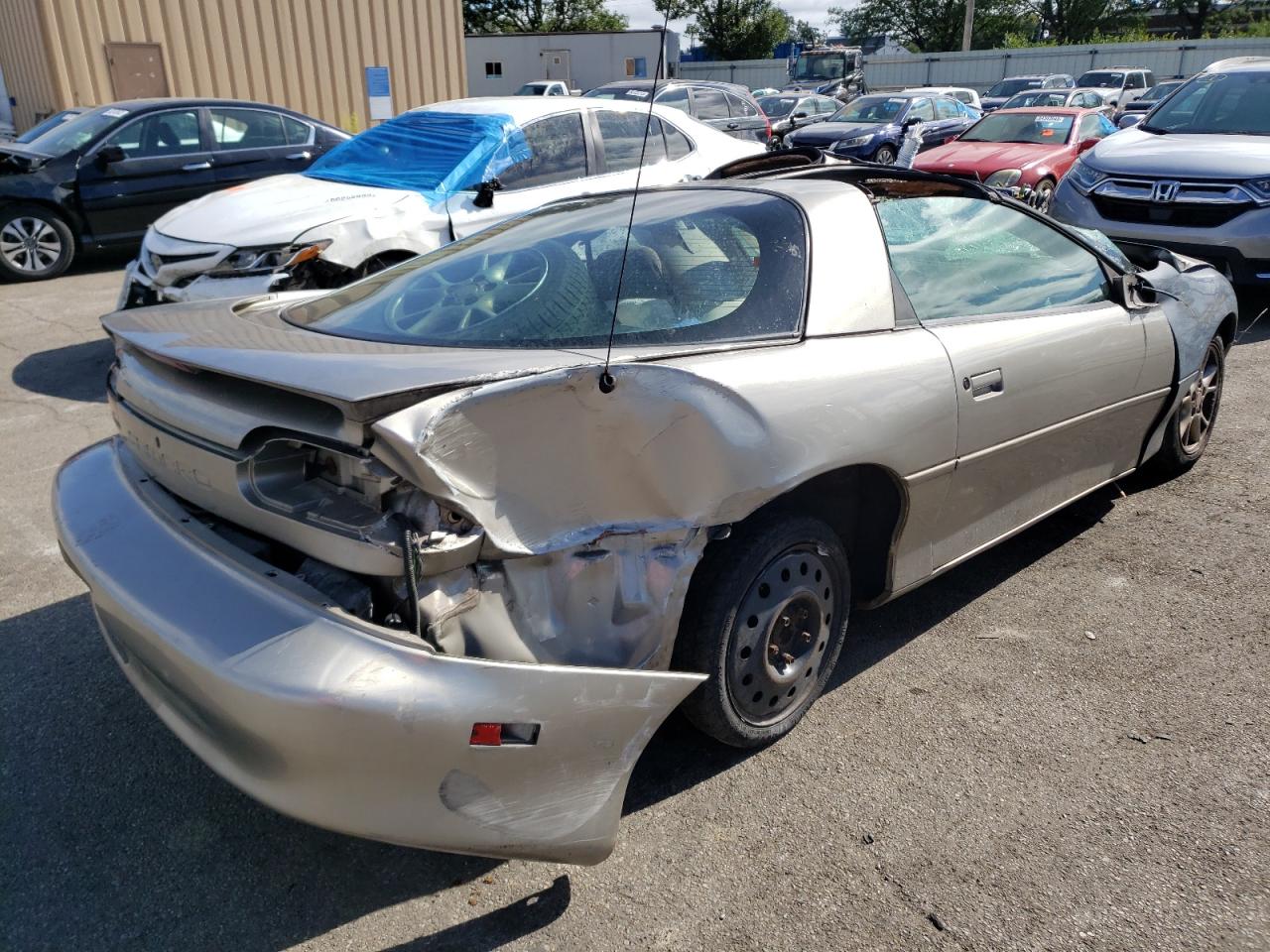 Obraz 3 z 2000 CHEVROLET CAMARO  2000 z VIN 2G1FP22K2Y2127285