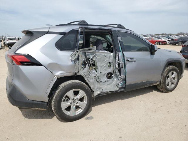 Image 3 of 2019 TOYOTA RAV4 XLE 2019 with VIN JTMW1RFVXKD039396