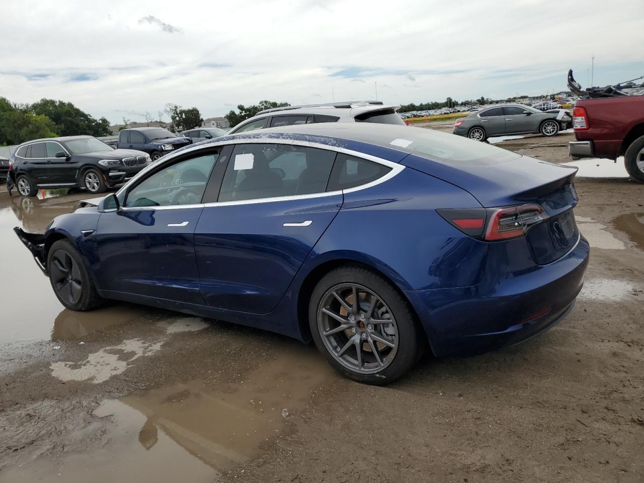 Obraz 2 z Tesla Model 3 2018 z VIN 5YJ3E1EA4JF154395