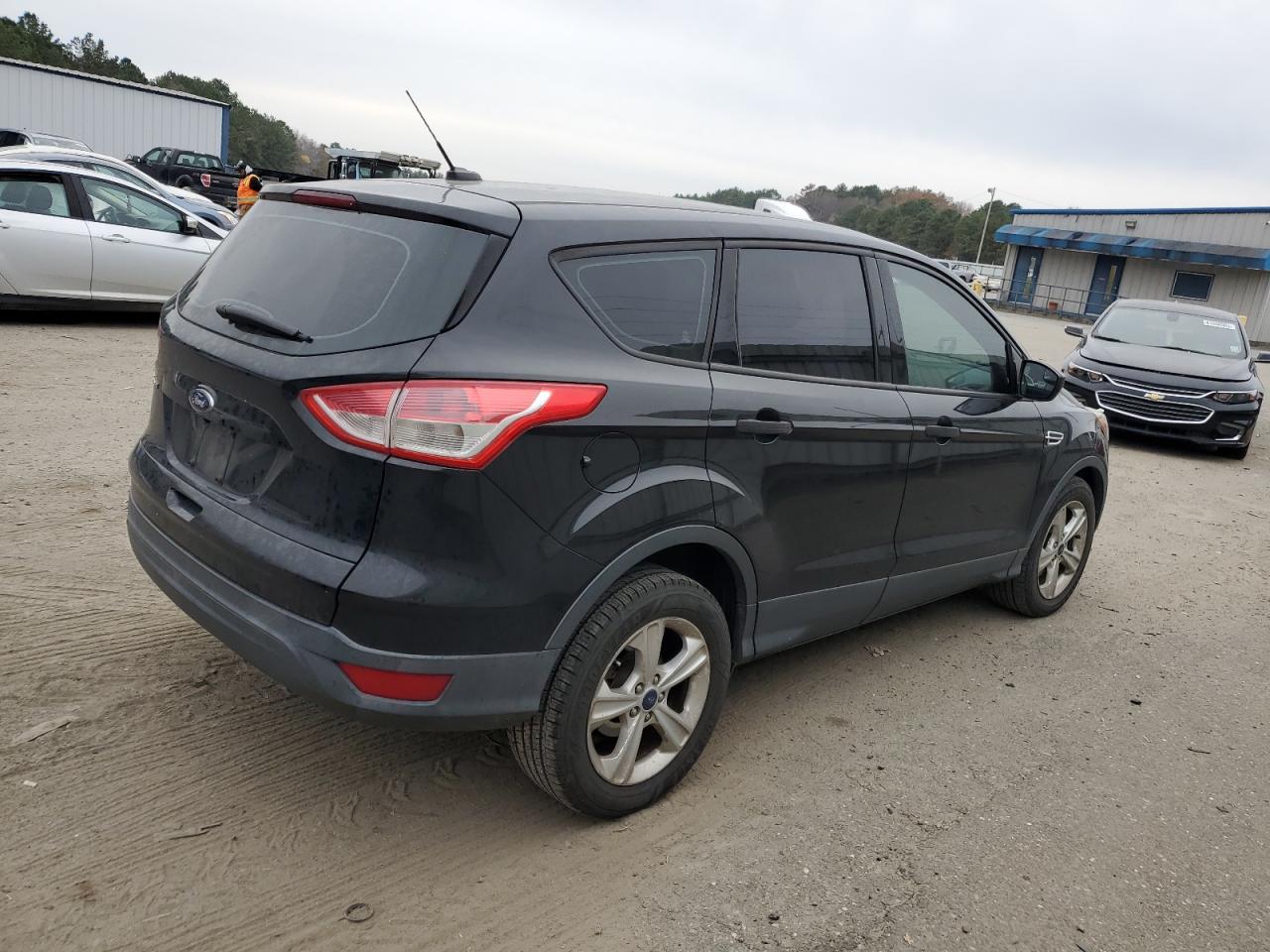 Image 3 of 2014 FORD ESCAPE S 2014 with VIN 1FMCU0F7XEUE20723