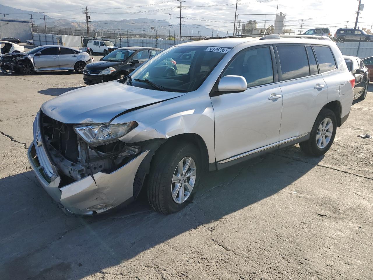 Image 1 of 2011 TOYOTA HIGHLANDER BASE 2011 with VIN 5TDZK3EH7BS042019