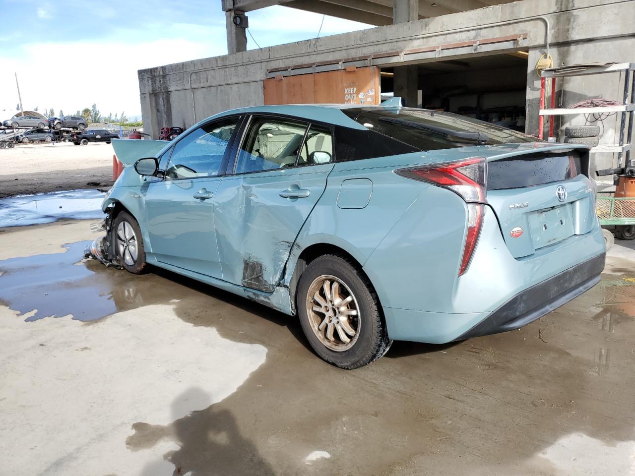 Image 2 of 2017 TOYOTA PRIUS  2017 with VIN JTDKARFU9H3037658