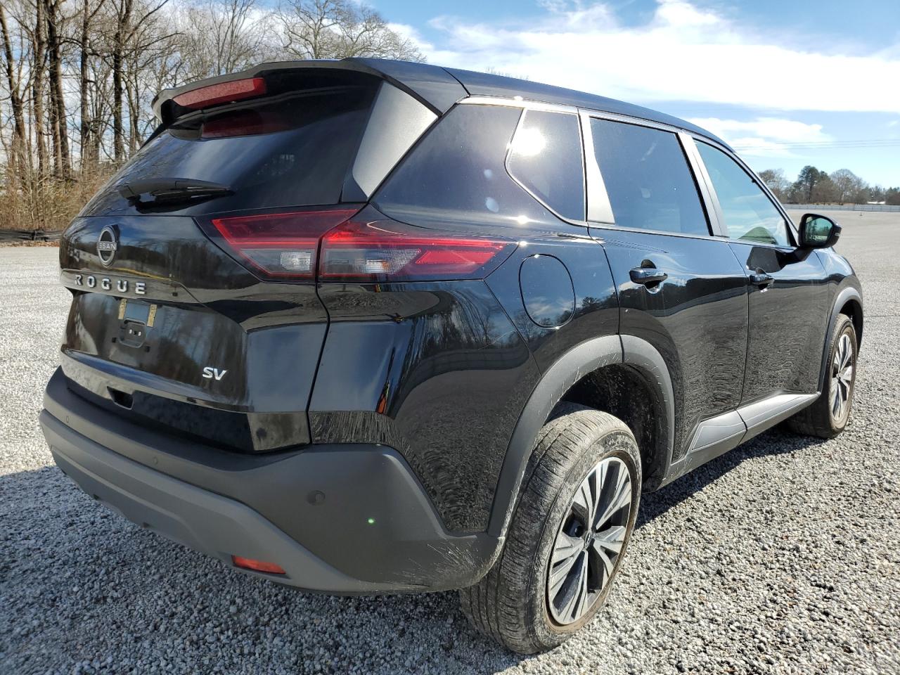 Obraz 3 z 2022 NISSAN ROGUE SV 2022 z VIN 5N1BT3BA1NC720173