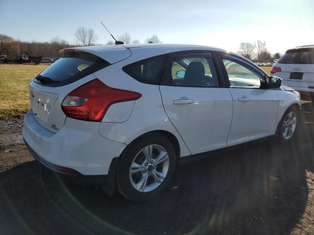 Image 3 of 2014 FORD FOCUS SE 2014 with VIN 1FADP3K27EL379992