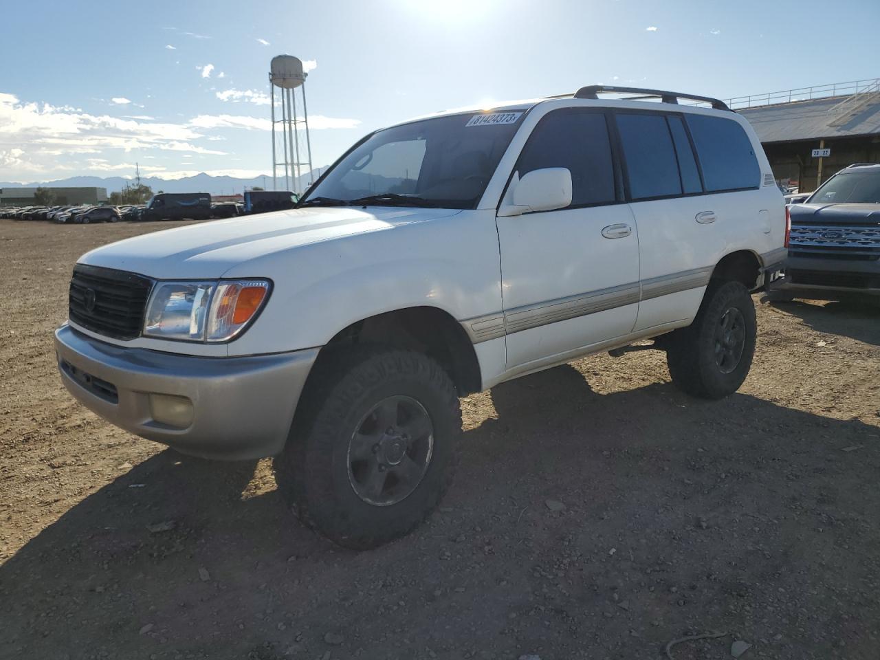 Image 1 of 2000 TOYOTA LAND CRUISER  2000 with VIN JT3HT05J5Y0117889