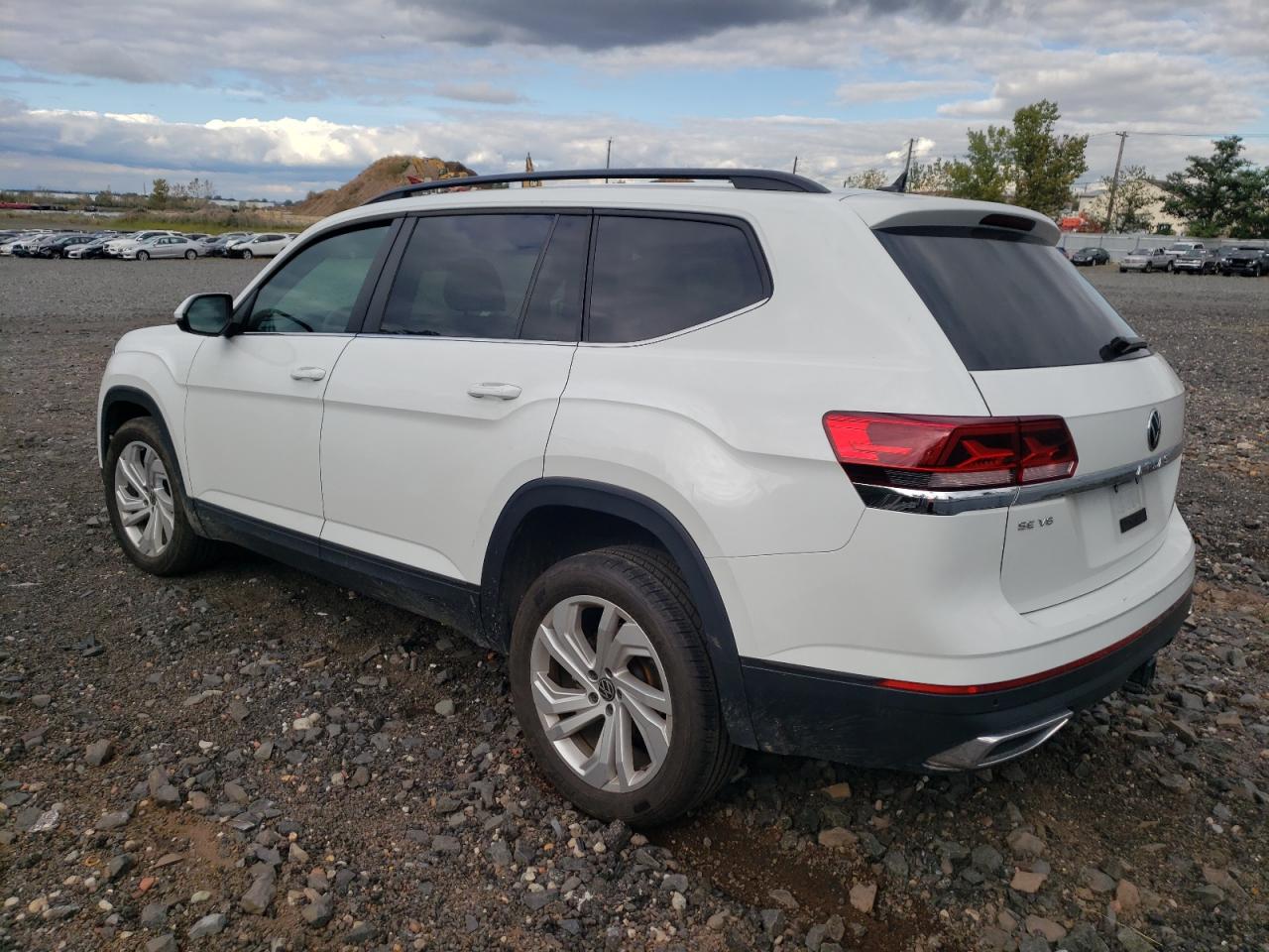 Изображение 2 2023 VOLKSWAGEN ATLAS SE 2023 с VIN 1V2HR2CA3PC525411
