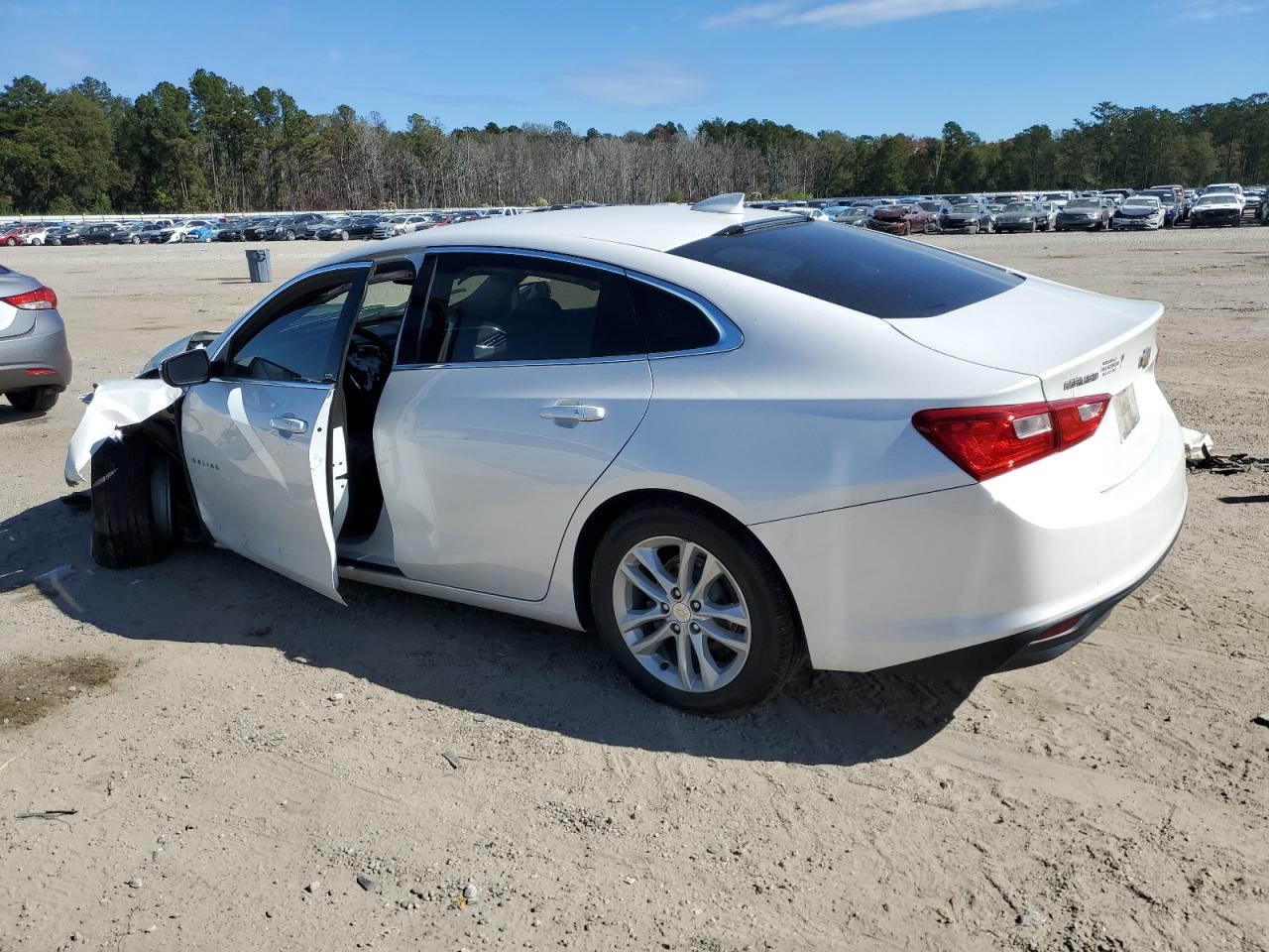 Image 2 of 2018 CHEVROLET MALIBU LT 2018 with VIN 1G1ZD5ST6JF165896
