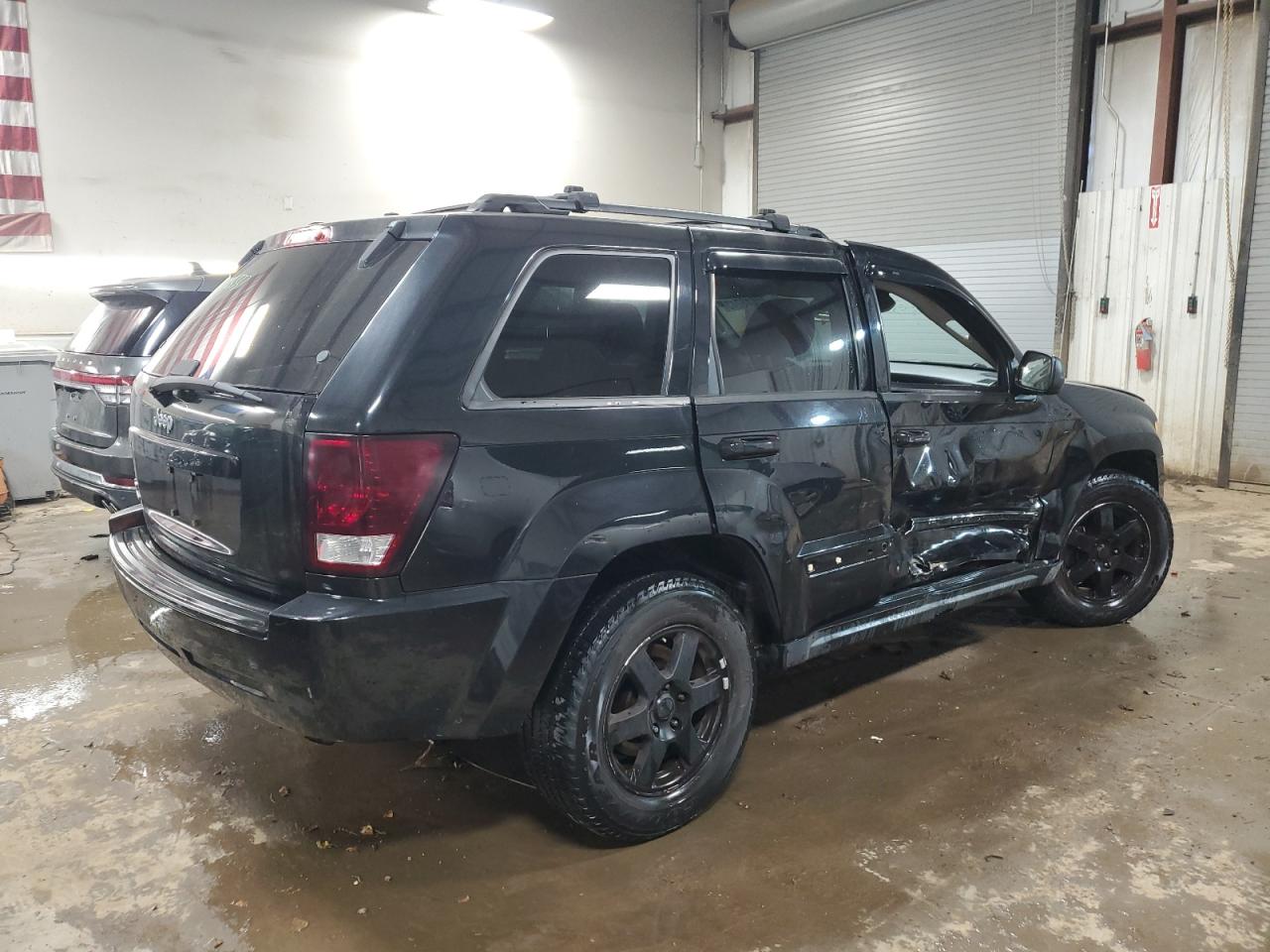 Изображение 3 2010 JEEP GRAND CHEROKEE LAREDO 2010 с VIN 1J4PR4GK5AC100379
