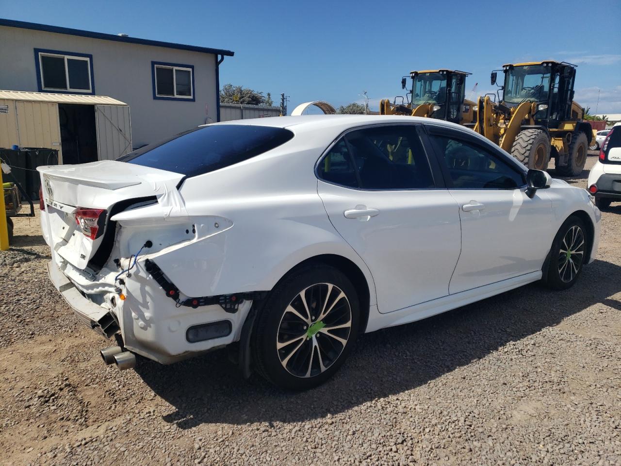 Изображение 3 2018 TOYOTA CAMRY L 2018 с VIN 4T1B11HK3JU064296