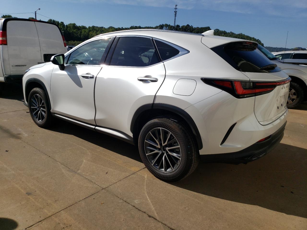 Image 2 of 2023 LEXUS NX 350H 2023 with VIN JTJAKCEZ7P5006413