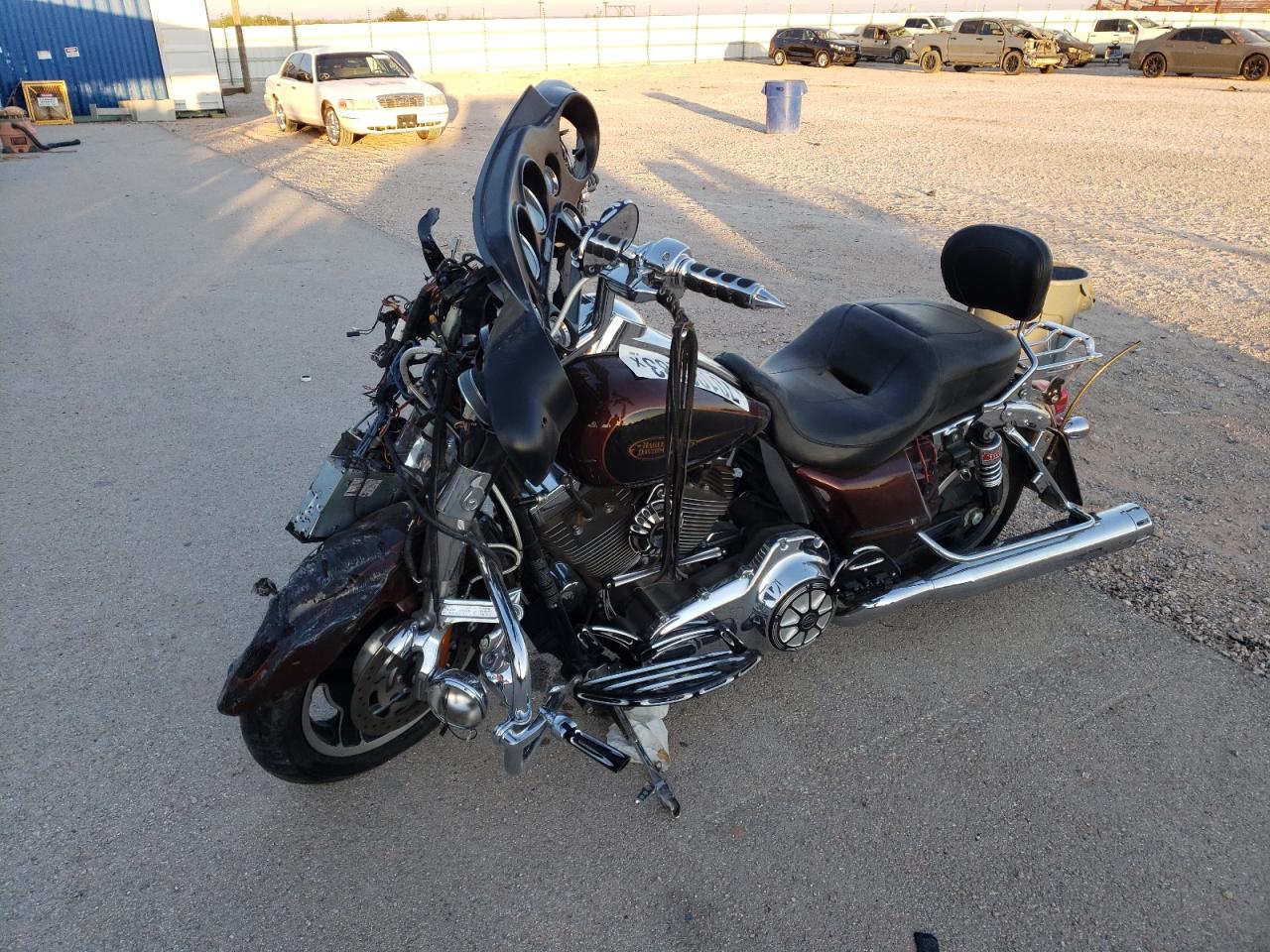 Изображение 2 2009 HARLEY-DAVIDSON FLHX  2009 с VIN 1HD1KB4199Y659916