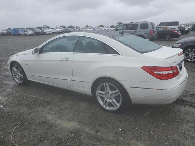Image 2 of 2012 MERCEDES-BENZ E 350 2012 with VIN WDDKJ5KB5CF140196