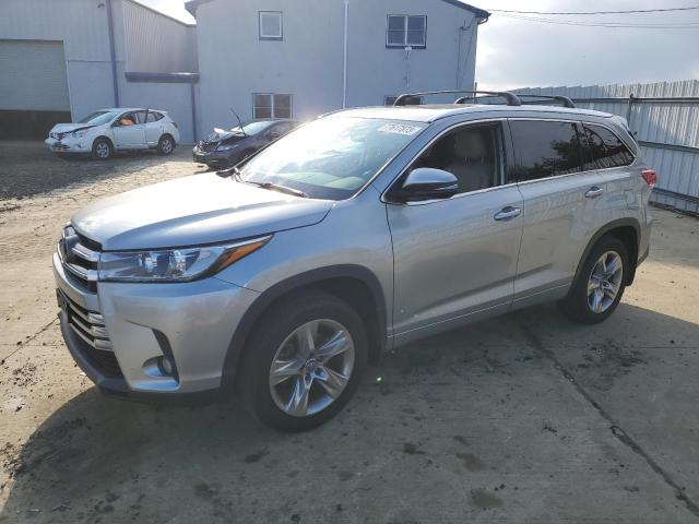 Image 1 of 2018 TOYOTA HIGHLANDER LIMITED 2018 with VIN 5TDDZRFHXJS838589
