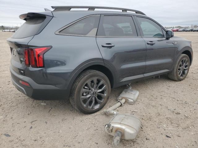 Image 3 of 2023 KIA SORENTO EX 2023 with VIN 5XYRHDLF8PG237850