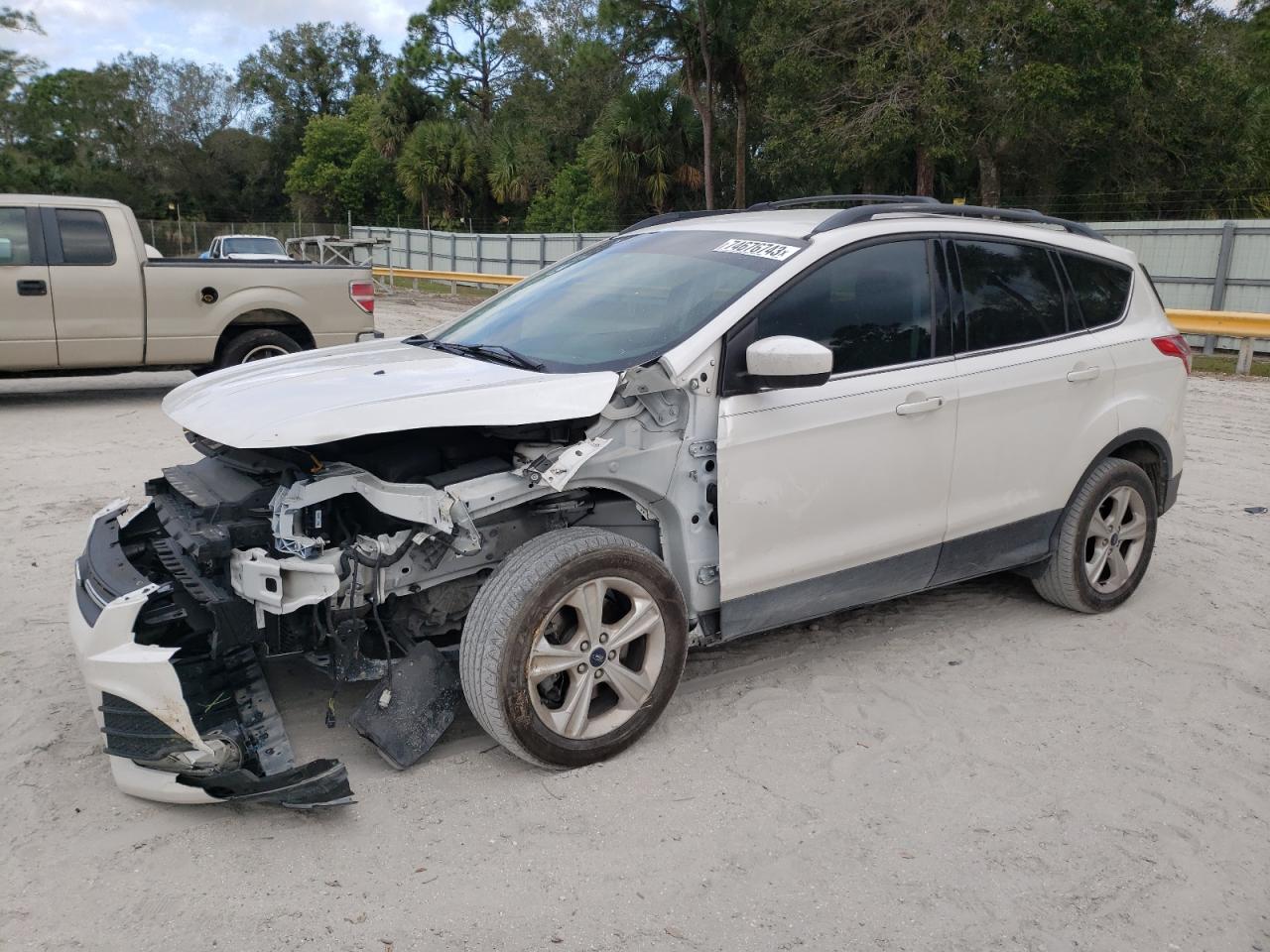 Obraz 1 z 2014 FORD ESCAPE SE 2014 z VIN 1FMCU9GX4EUA10051