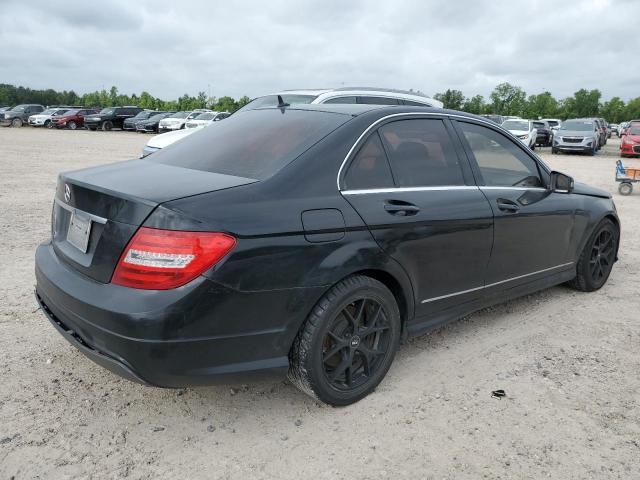 Obraz 3 z 2013 MERCEDES-BENZ C 250 2013 z VIN WDDGF4HB9DA833408