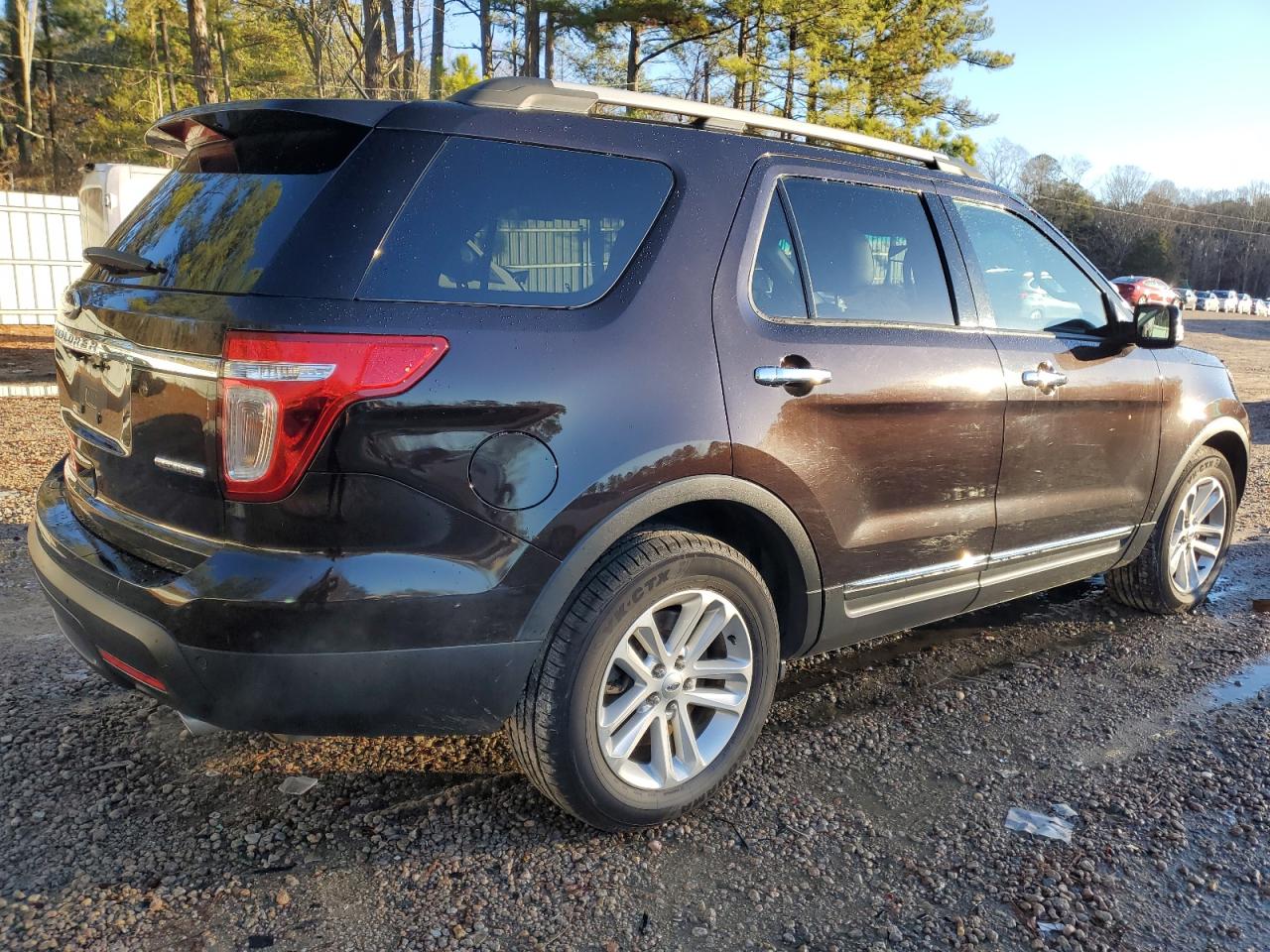Image 3 of 2013 FORD EXPLORER XLT 2013 with VIN 1FM5K7D86DGC57505