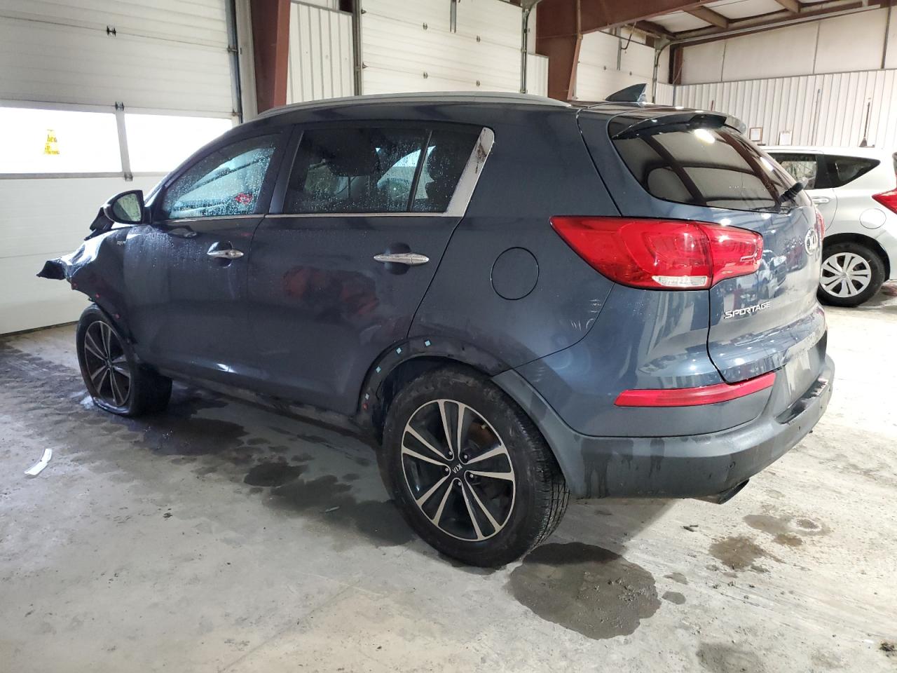 Image 2 of 2015 KIA SPORTAGE EX 2015 with VIN KNDPCCA64F7791577