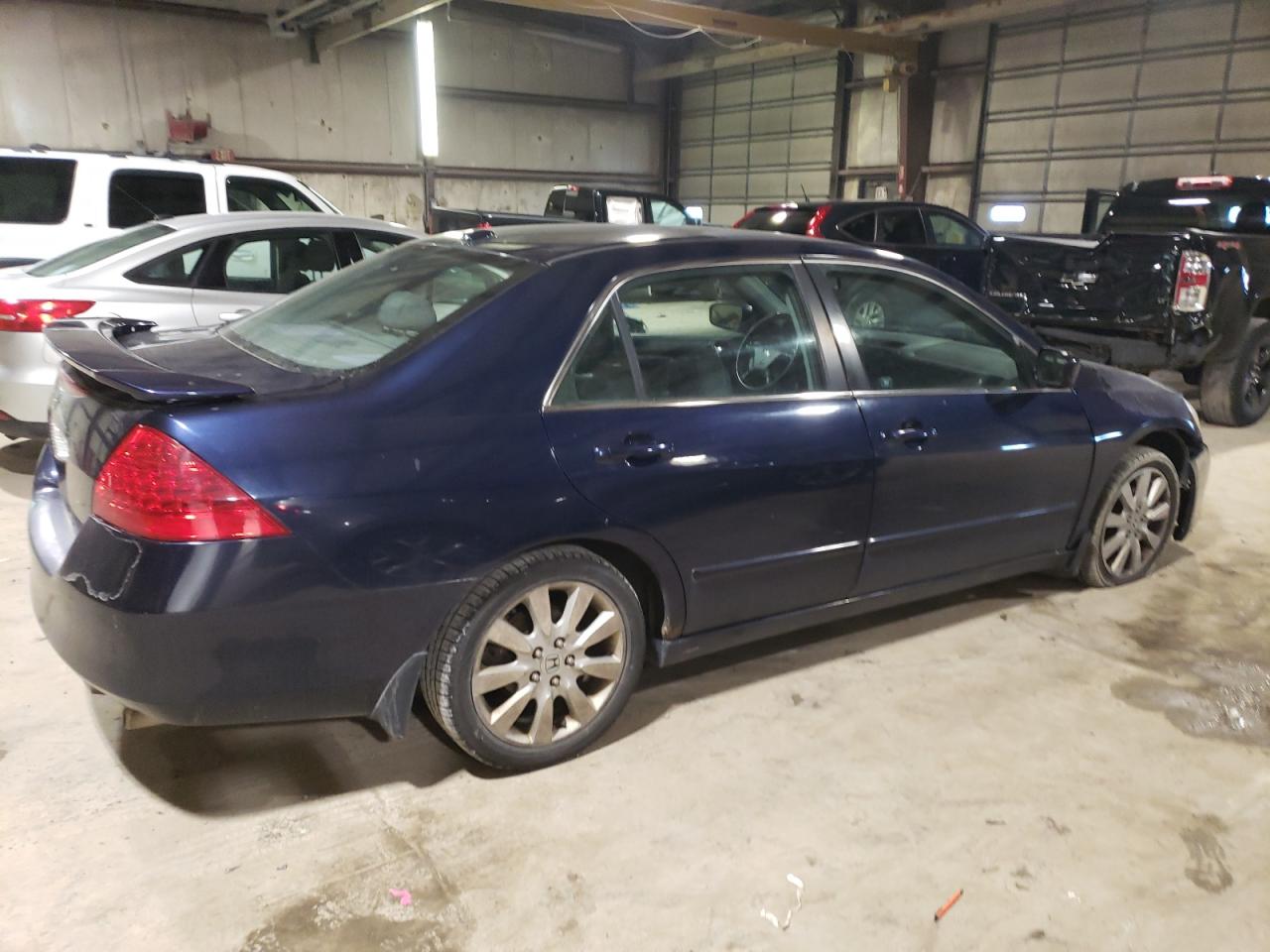 Image 3 of 2007 HONDA ACCORD EX 2007 with VIN 1HGCM66887A022142