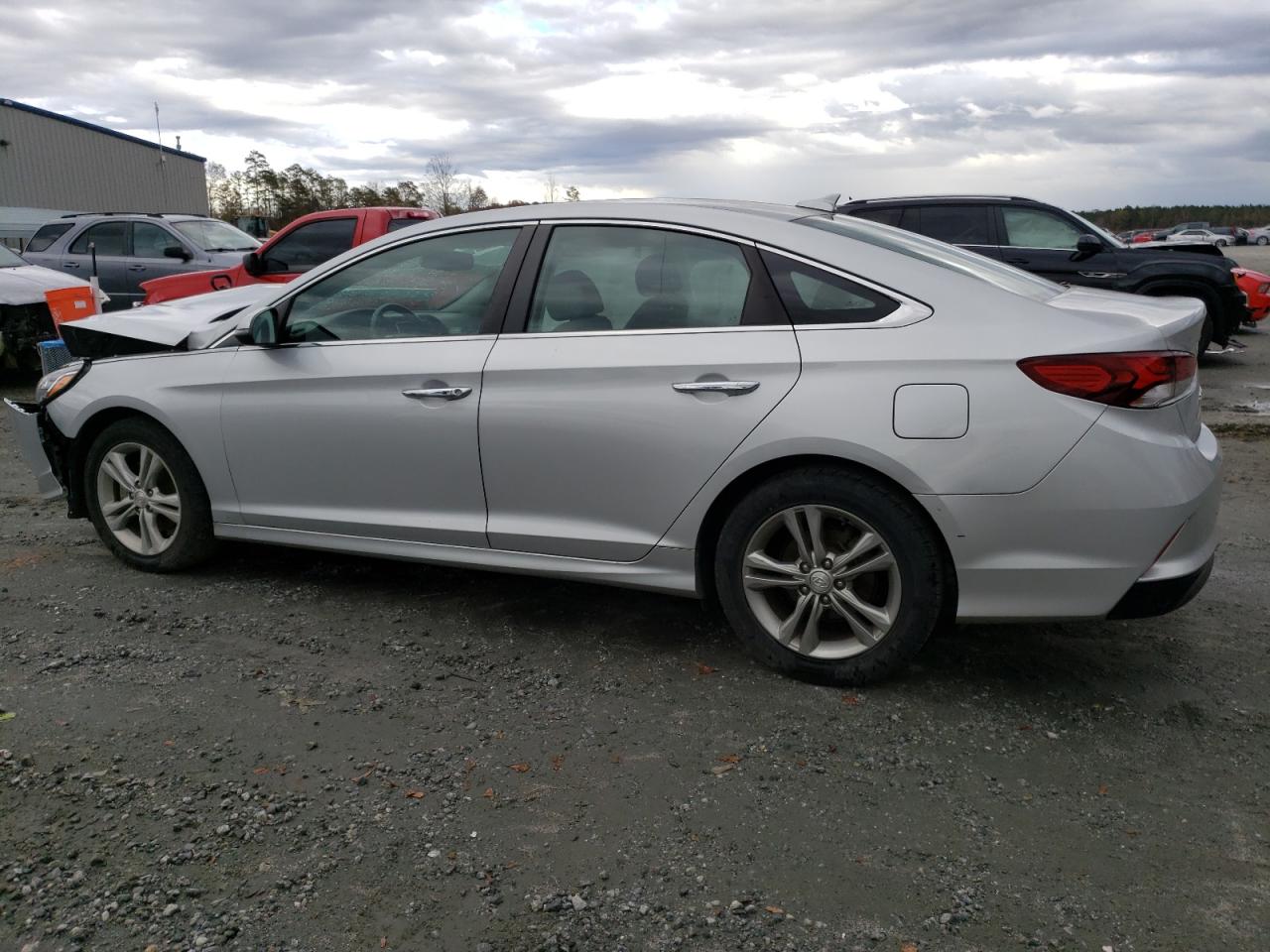Obraz 2 z 2018 HYUNDAI SONATA SPORT 2018 z VIN 5NPE34AF1JH671768
