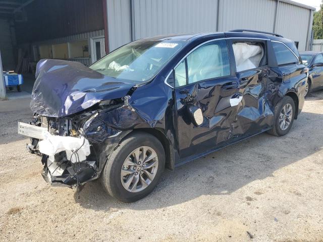 Изображение 1 2022 TOYOTA SIENNA LE 2022 с VIN 5TDKRKEC0NS100181